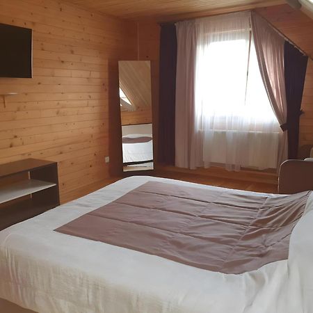 Chalet 888 Cottages Poljanyzja Exterior foto