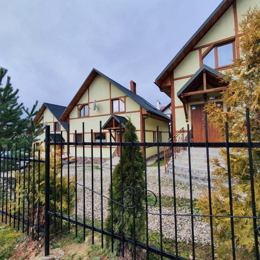 Chalet 888 Cottages Poljanyzja Exterior foto